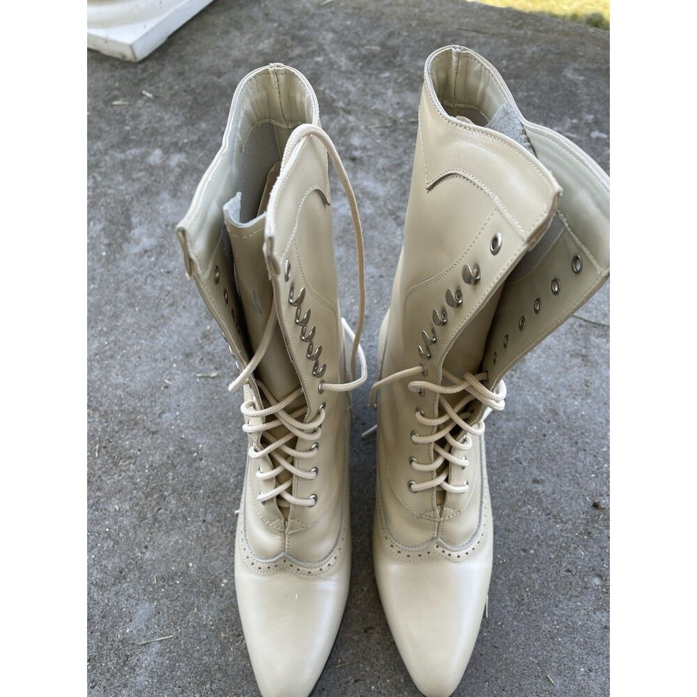 Oak Tree Farms Victorian Granny Bridal Boots Off White Leather Lace Up 6.5 NEW - Picture 12 of 12